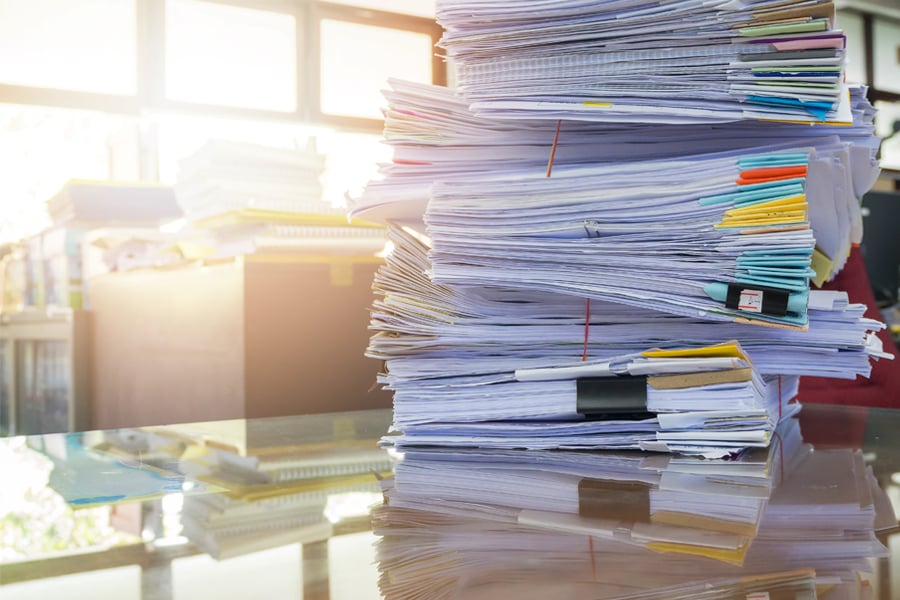 SmartArchive_Papierstapel_900x600px